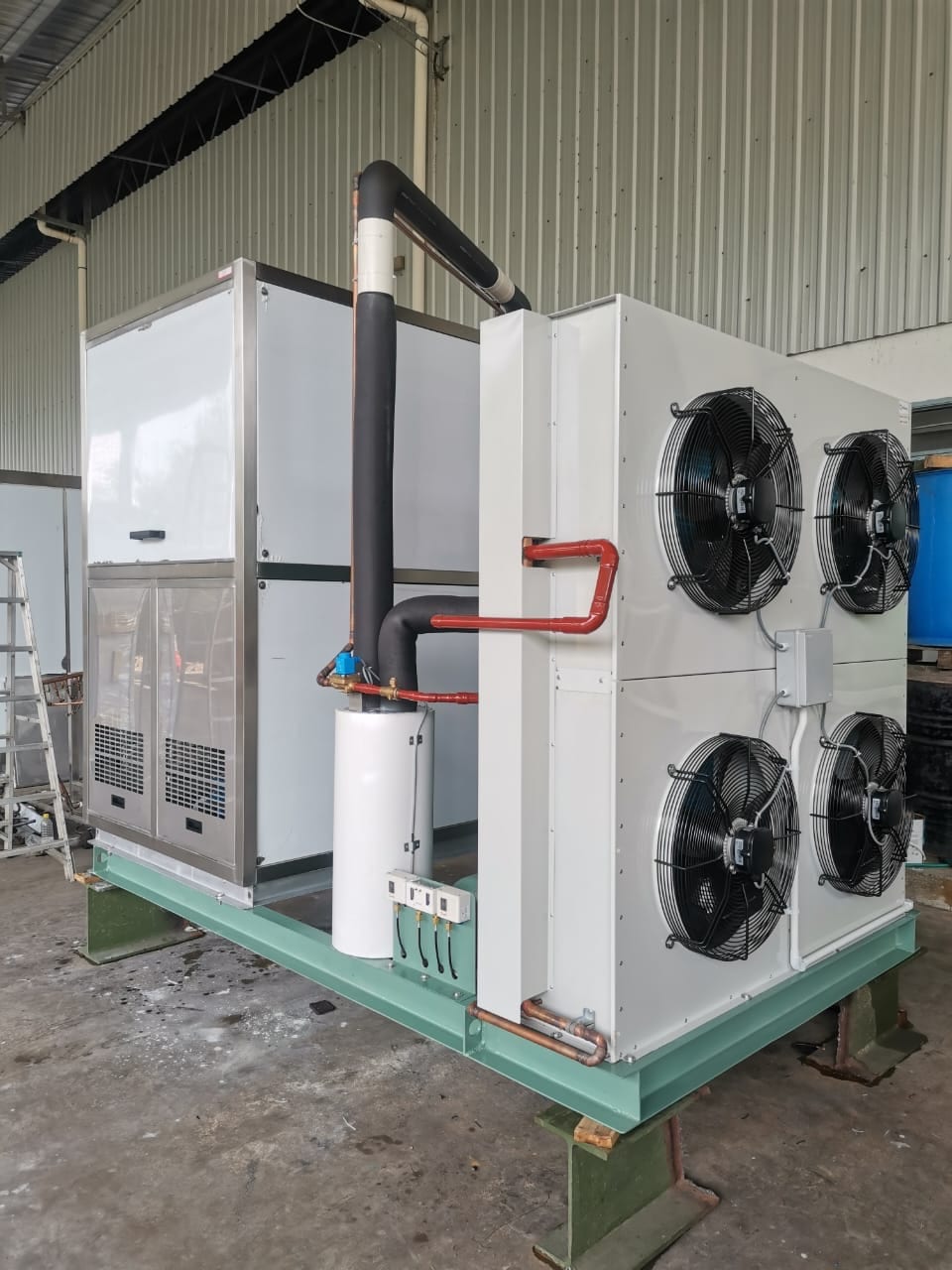 Unifrost plate ice machine with air-cooled condenser on skid base